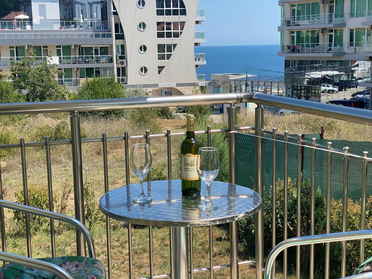 Byala Friendy Sea Apartaments Exteriér fotografie